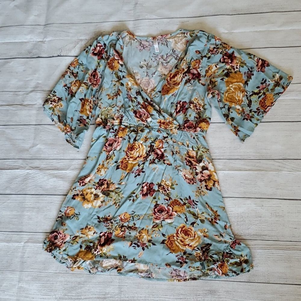 Xhilaration Medium Short Sleeve Dress - Picture 1 of 4